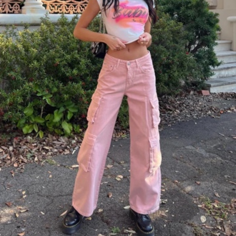 THE RAGGED PRIEST BRAT JEANS PINK size 24. Sold out online.